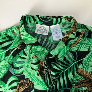 Jurassic World Men's 2XL Shirt Button Up Hawaiian All OverPrint Dinosaur Flora